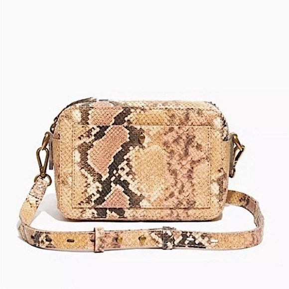 Madewell Handbags - Madewell The Transport Camera Bag Snake Embossed Leather Edition